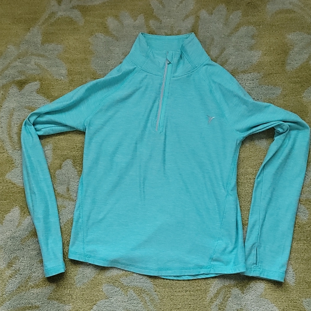 GiIrls Old Navy active long sleeve shirt- M 7/8